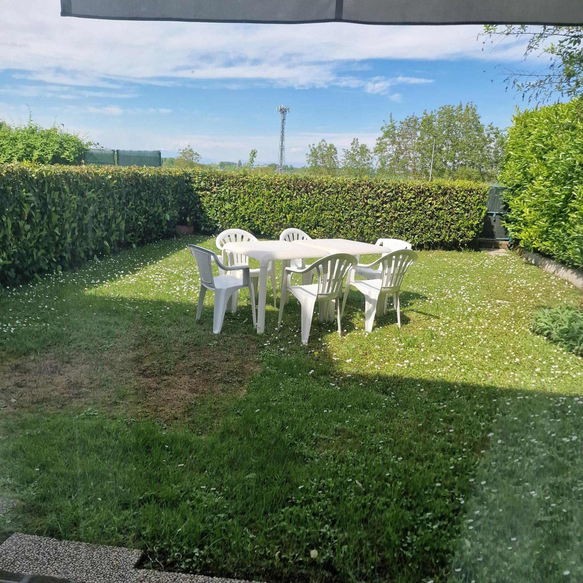 Bagnolo San Vito Residenza Vittoriaヴィラ エクステリア 写真