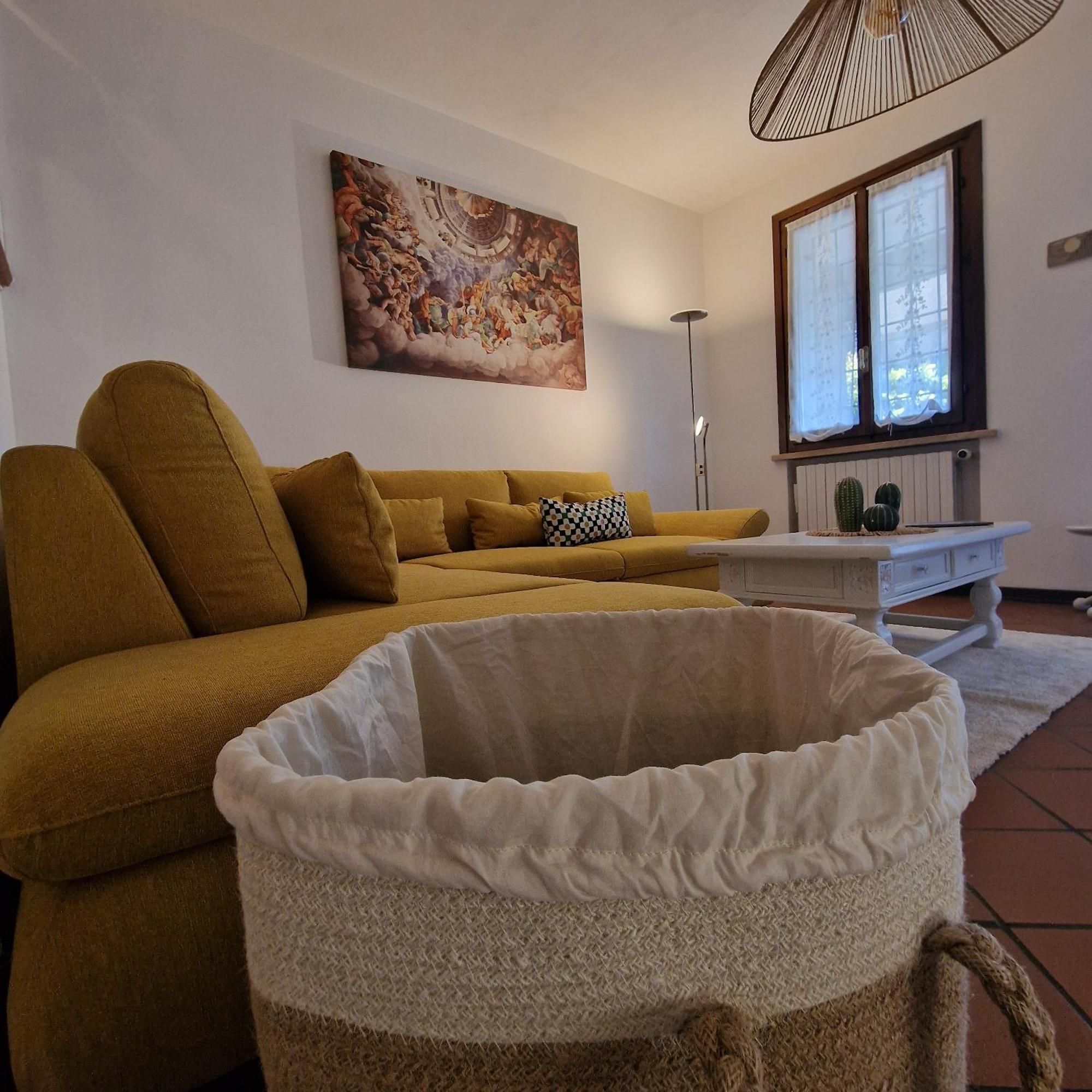Bagnolo San Vito Residenza Vittoriaヴィラ エクステリア 写真