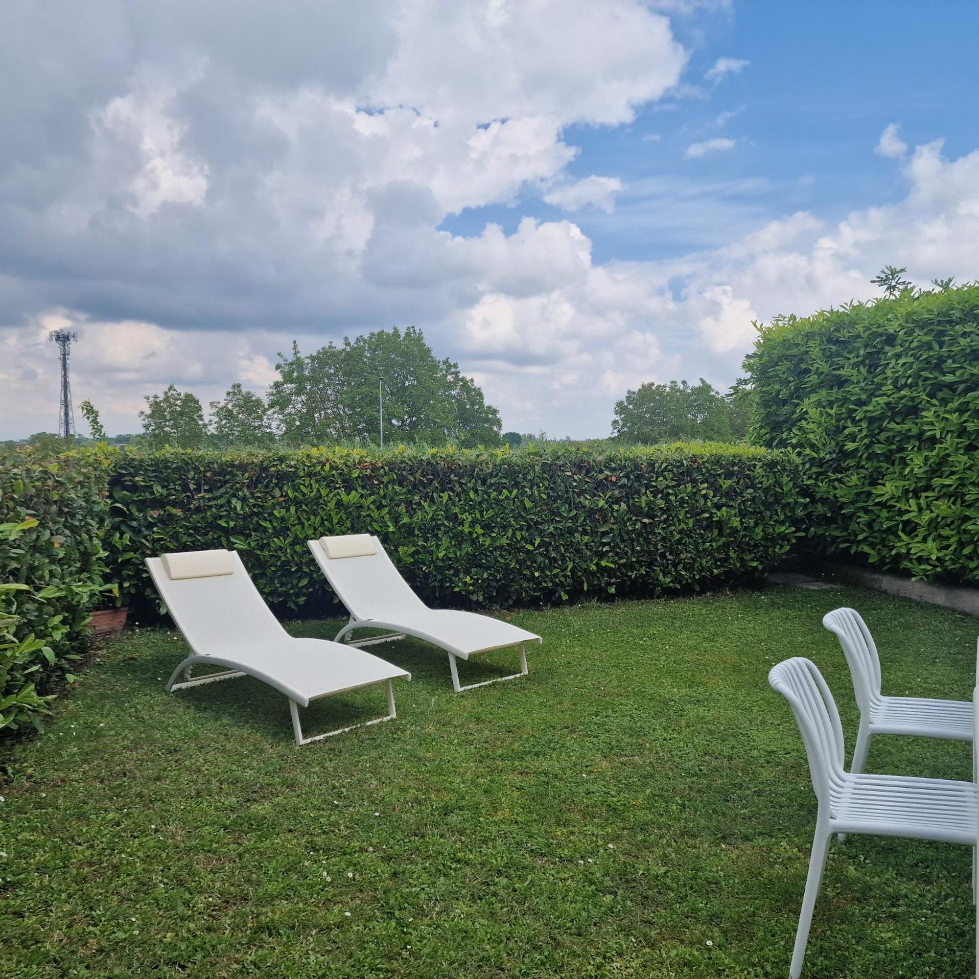 Bagnolo San Vito Residenza Vittoriaヴィラ エクステリア 写真